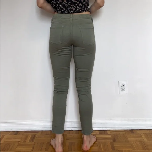 Low rise olive pants - Picture 9 of 16